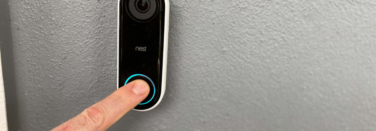 person-ringing-Nest-doorbell