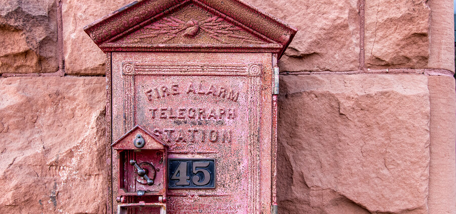 Antique-Fire-Alarm-Close-Up