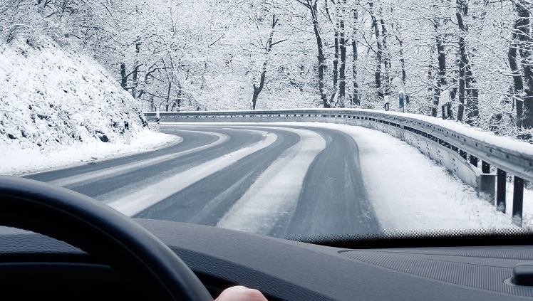 Driving safety Tips for Snow Travel